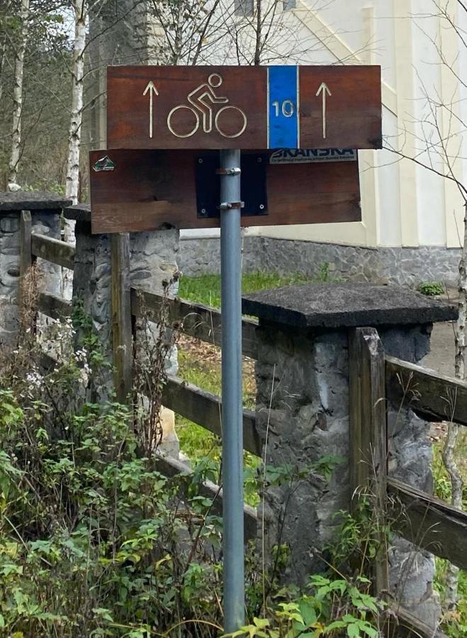 Casa De Vacanta Satic Piatra Craiului La Doi Viermi Esterno foto